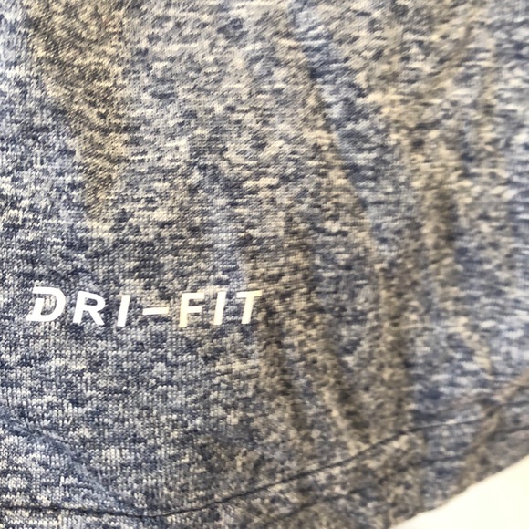 Nike Boys XL Gray Dri-FIT T-Shirt | Blue Swoosh Logo | Lightweight - Picture 7 of 10